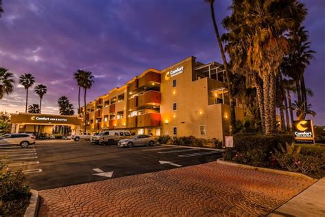 comfort suites huntington beach ca.
